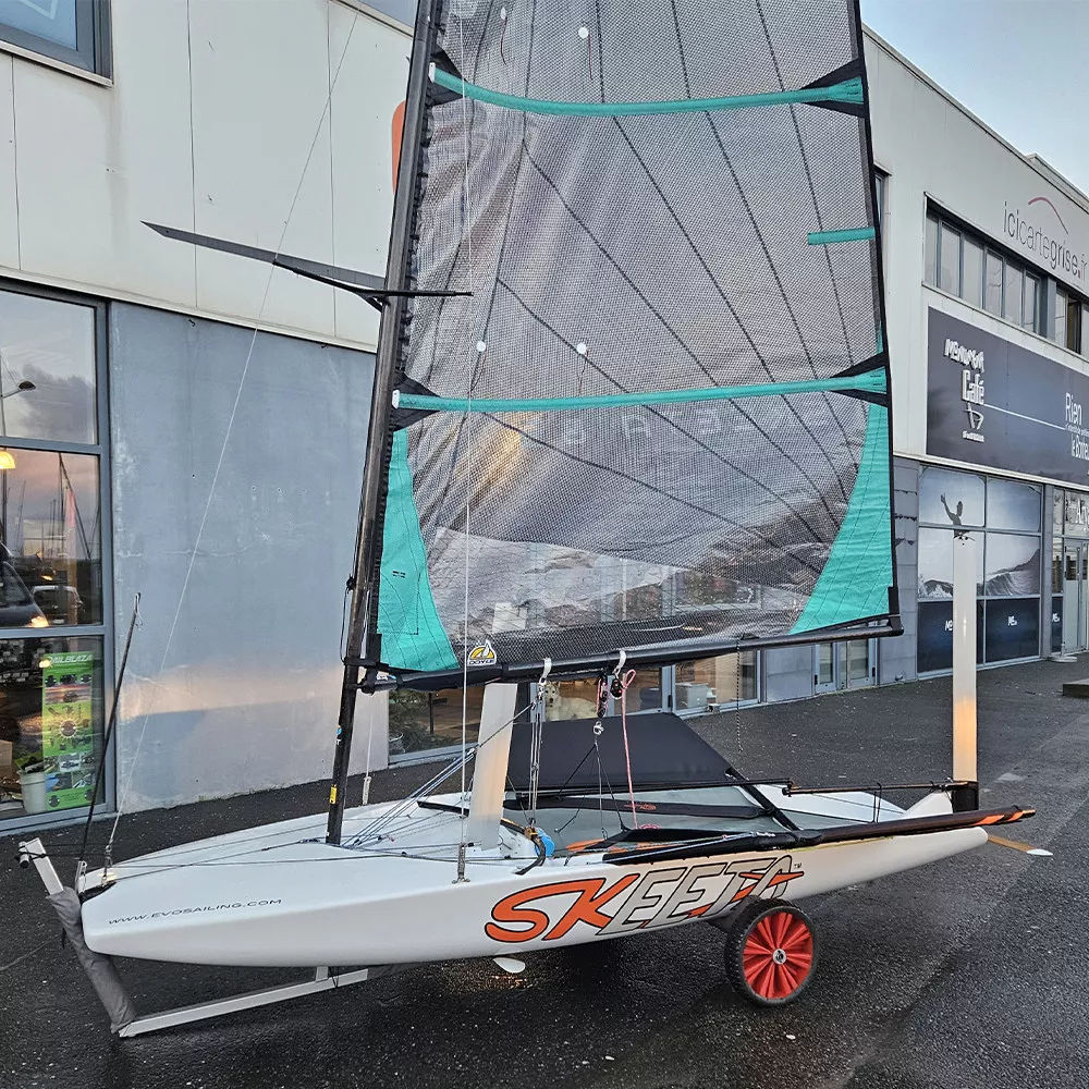 SKeeta 8.5 & 7.2 - dériveur à foils occasion